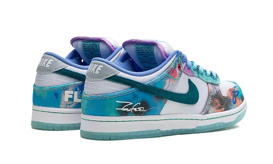 Nike SB Dunk Low Futura Laboratories Bleached Aqua - UNISOLE