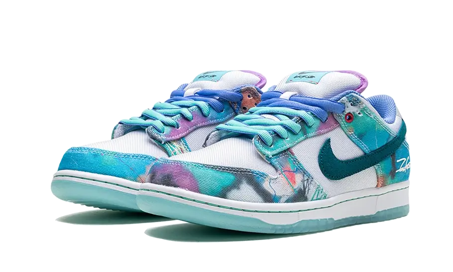 Nike SB Dunk Low Futura Laboratories Bleached Aqua - UNISOLE