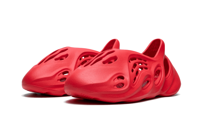 Adidas Yeezy Foam RNNR Vermillion Red - UNISOLE